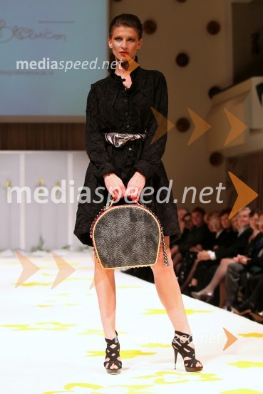 Vida Gostenčnik, manekenkaMojca Beseničar, predstavitev nove kolekcije