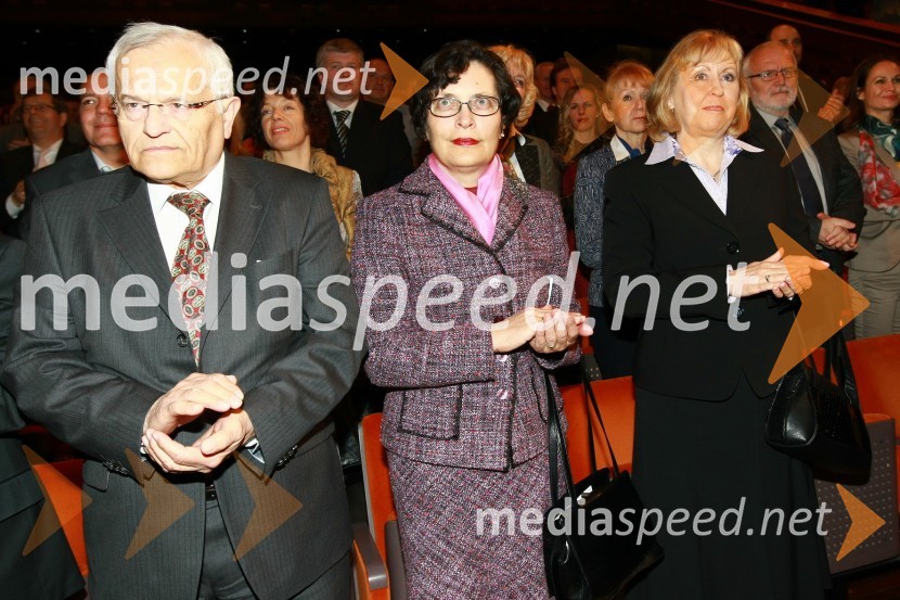 Dr. Jože Trontelj, predsednik SAZU (Slovenska akademija znanosti in umetnosti), Zdenka Čebašek Travnik, varuhinja človekovih pravic in dr. Janja Črčinovič Rozman, soproga Ivana RozmanaNjegova svetost, XIV. Dalajlama, predavanje za povabljene goste Sočutje - umetnost sreče