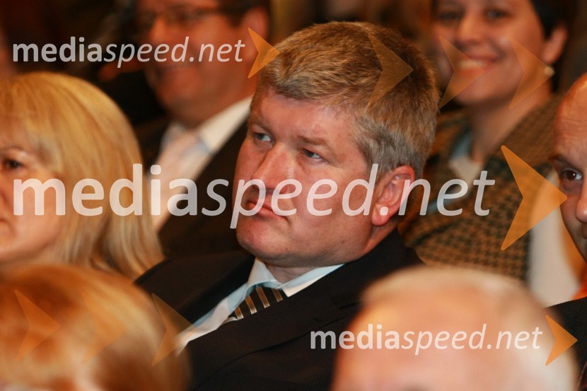 Franci Bogovič, župan občine Krško in poslanecNjegova svetost, XIV. Dalajlama, predavanje za povabljene goste Sočutje - umetnost sreče