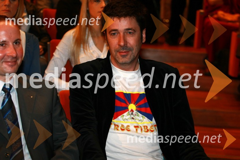 Franci Kek, novinar in politikNjegova svetost, XIV. Dalajlama, predavanje za povabljene goste Sočutje - umetnost sreče