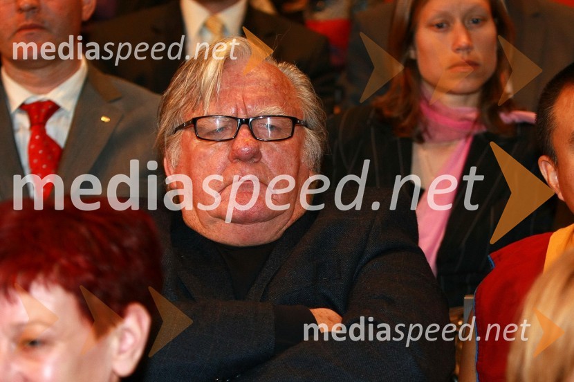 Tone Partljič, pisateljNjegova svetost, XIV. Dalajlama, predavanje za povabljene goste Sočutje - umetnost sreče