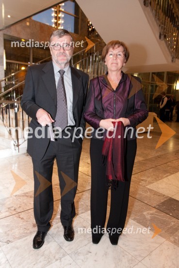 Nanča Kosmač in soprog IgorPogovori, samogovori premiera v SNG Nova Gorica