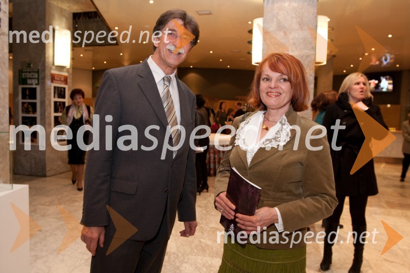 Jožko Čuk, direktor Slovenskega narodnega gledališča (SNG) Nova Gorica in Nevenka Vrančič, igralkaPogovori, samogovori premiera v SNG Nova Gorica