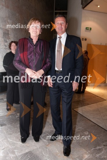 Nanča in Jernej KosmačPogovori, samogovori premiera v SNG Nova Gorica