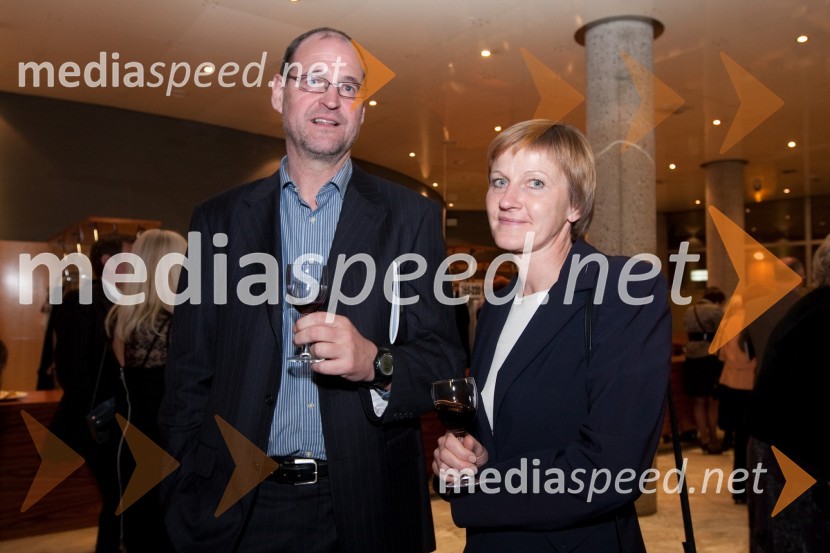 Miran in Danica HvalaPogovori, samogovori premiera v SNG Nova Gorica