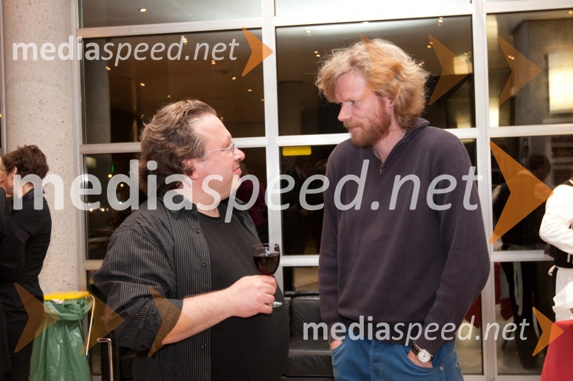 Jaša Jamnik, režiser in Matija Vastl, igralecPogovori, samogovori premiera v SNG Nova Gorica