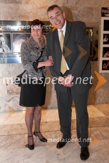 Ingrid Kašca Bucik, novinarka Radia Koper in Borut Bašin, Odnosi z javnostjo, SNG Nova GoricaPogovori, samogovori premiera v SNG Nova Gorica