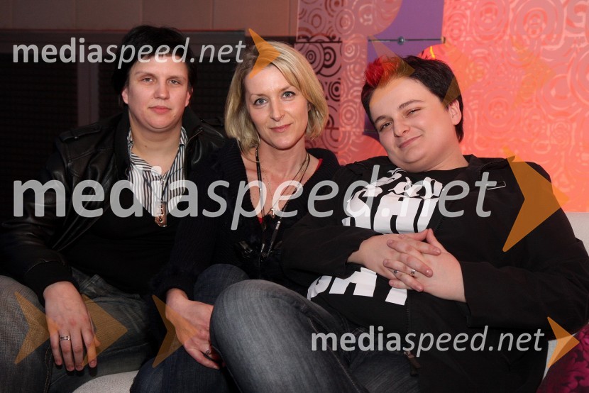 Janja Zdolšek, Branka Breznik, producentka RTS in Martina Ipša, stand up komedijantkaRdeča preproga s Sebastianom, snemanje oddaje