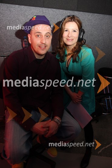 6pack Čukur, raper ter Jana Ujčič, novinarka in voditeljica na RTSRdeča preproga s Sebastianom, snemanje oddaje