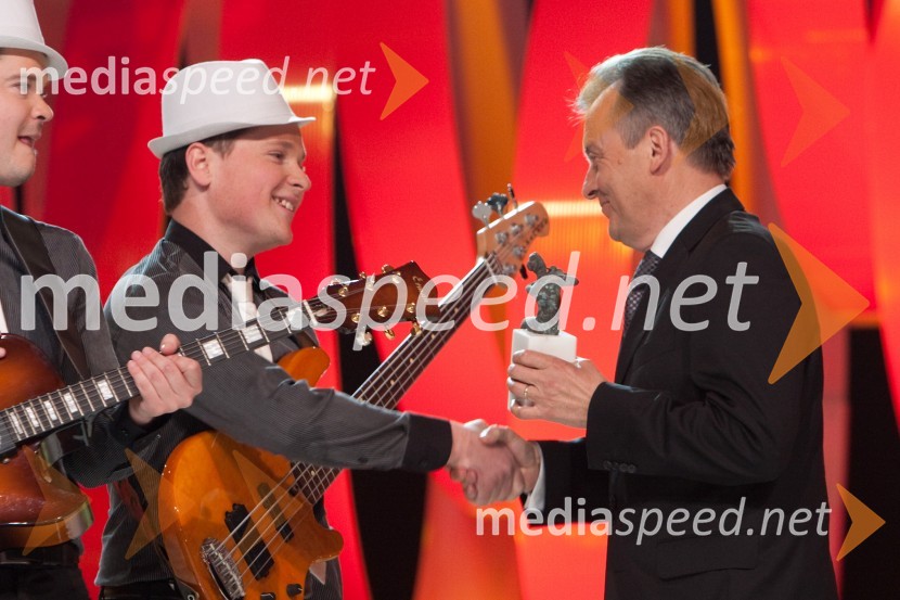 Član ansambla Novi spomini in Franc Šegovc, član žirije16. Festival Slovenska polka in valček