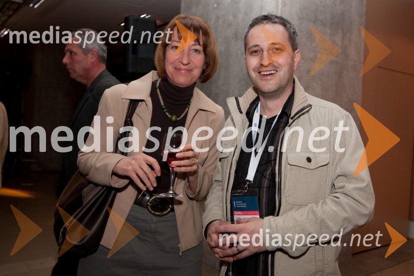 Mojca Menart, vodja založništva na RTV SLO in Boštjan Grabnar, glasbeni producent16. Festival Slovenska polka in valček