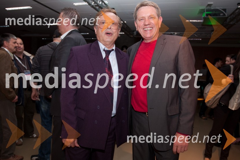 Franci Rebernik, član ansambla Fantje iz Praprotna in Rudi Šantl, pevec16. Festival Slovenska polka in valček