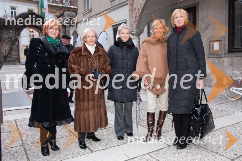 Majda Nahtigal, Matjeta benčina, Petra Benčina Rupel, Aleša Kandus, predsednica uprave podjetja Medex in Bojana Morelj, Prodis d.o.o.Koncert ob 20 letnici Lionizma v Sloveniji