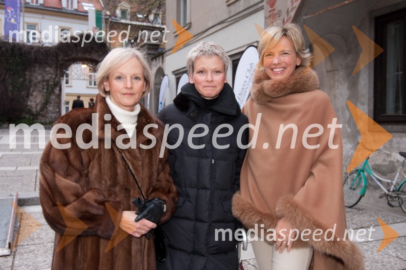 Marjeta Benčina, Petra Benčina Rupel in Aleša Kandus, predsednica uprave podjetja MedexKoncert ob 20 letnici Lionizma v Sloveniji