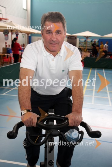 Janez Ribič, župan občine DuplekŠtajerska goni, dobrodelni spinning maraton