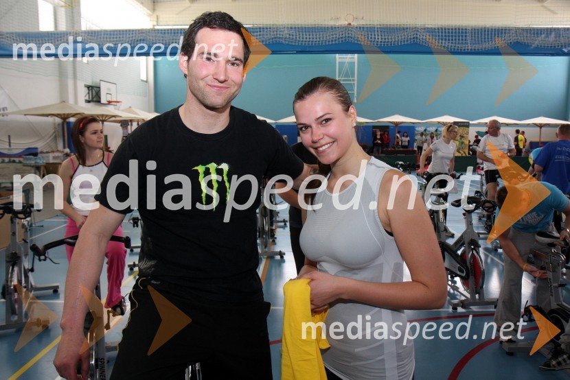 Alek Glebov, smučar in Tina Petelin, Miss Slovenije 2009Štajerska goni, dobrodelni spinning maraton