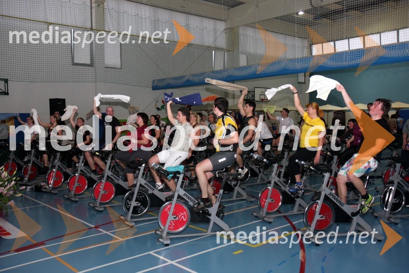 Udeleženci maratonaŠtajerska goni, dobrodelni spinning maraton