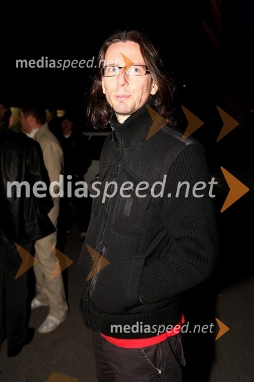 Alen Steržaj, basist skupine Big Foot MamaSkupina Hazard, koncert