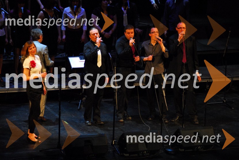 Perpetuum Jazzile, pevski zborKoraki za korakce, dobrodelni koncert