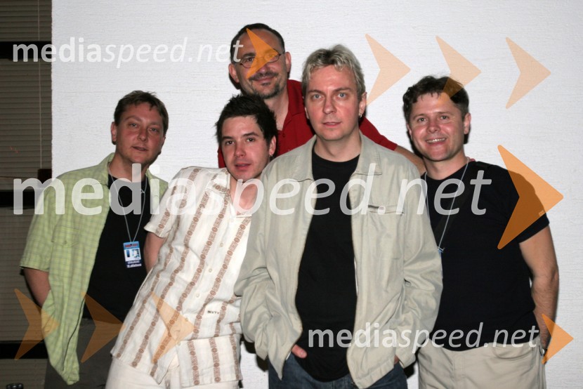Skupina Avia band: Poli, Miha, Dragan, Turi in Andrej
Avia band