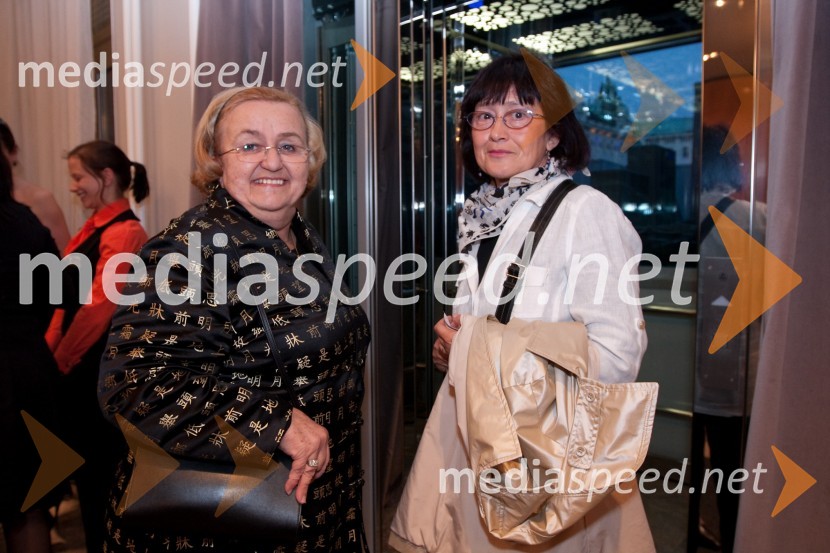 Ada Polajnar Pavčnik, profesorica in Dada PolajnarSkopuh, premiera v MGL