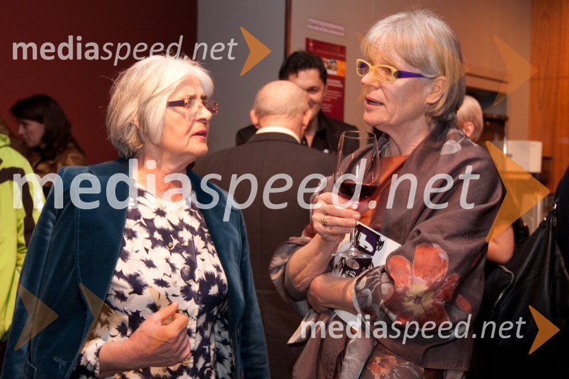 Majda Polič in Nataša Kelhar, kulturna menedžerkaSkopuh, premiera v MGL