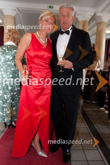 Alexandra van Duinem s soprogomDruštvo Sila, gala večerja