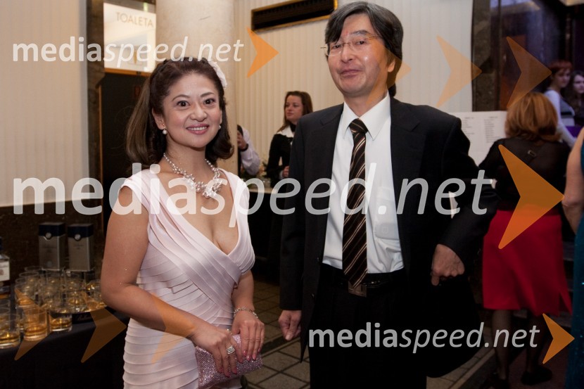 Yukie Premože, soproga slovenskega ambasadorja v Indiji in Shigeharu Maruyama, japonski veleposlanikDruštvo Sila, gala večerja