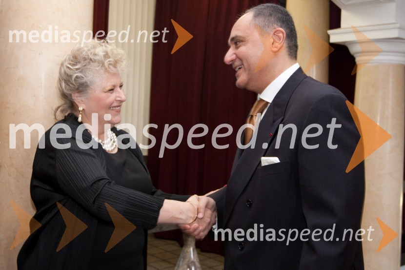 Barbara Por Hrovat in Ahmed Farouk, veleposlanik EgiptaDruštvo Sila, gala večerja