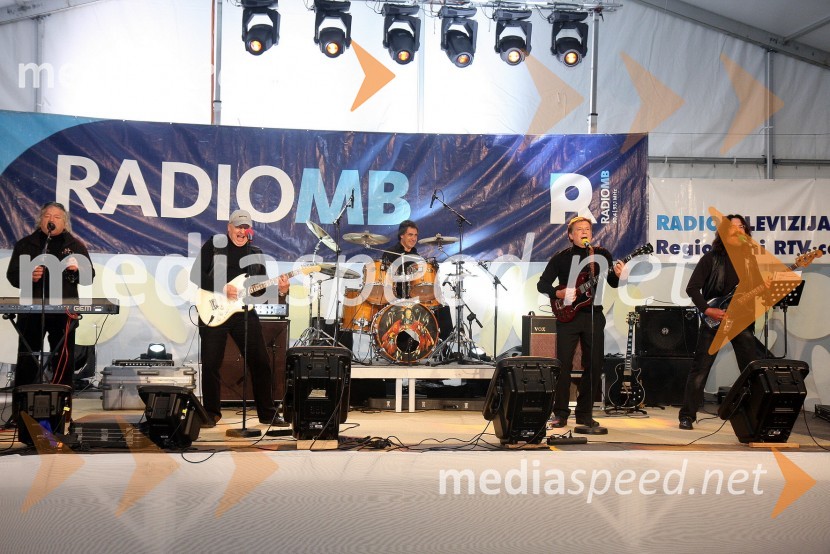 Skupina Čudežna poljaRadio Maribor, prireditev ob 65 – letnici radia