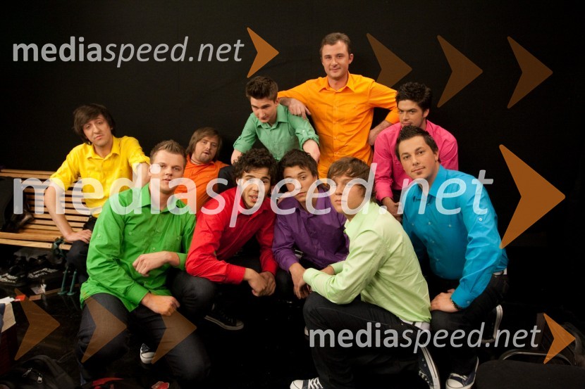 Oktet 92. polfinalna oddaja Slovenija ima talent