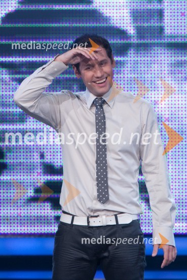 Peter Poles povezovalec prireditve2. polfinalna oddaja Slovenija ima talent