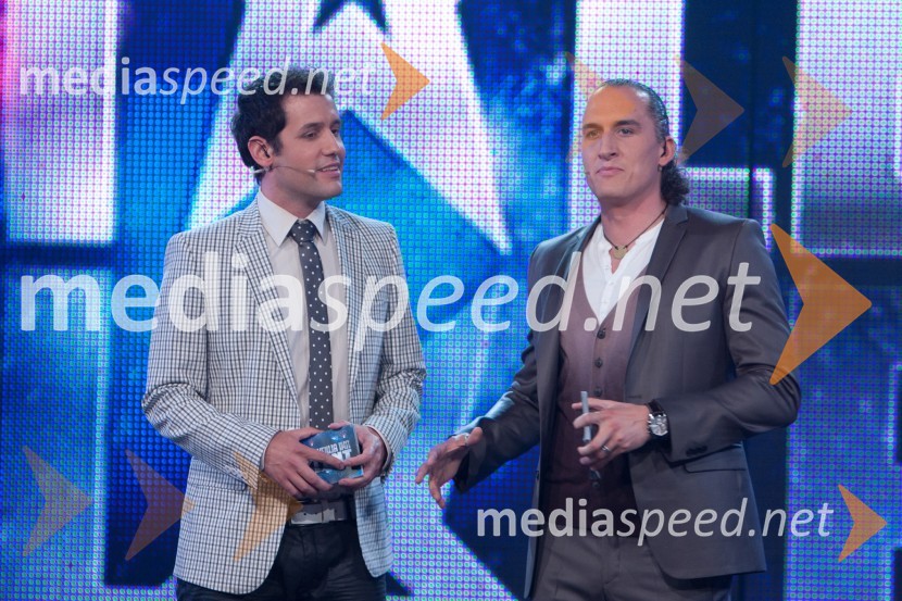 	Peter Poles in Vid Valič, povezovalca prireditve2. polfinalna oddaja Slovenija ima talent