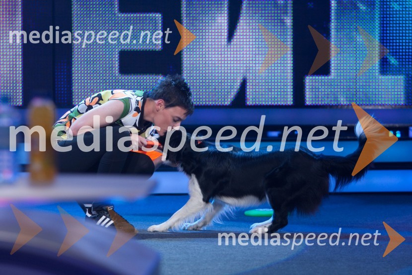 Amadea Colja in psička Bora2. polfinalna oddaja Slovenija ima talent