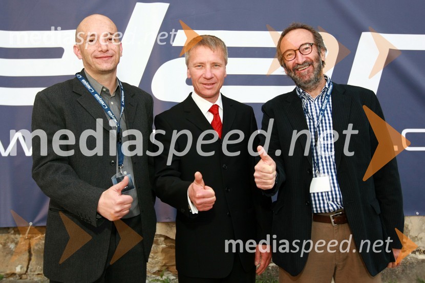 Igor Zupan, vodja razvoja in tehnologije v Elan Marine, dr. Robert Ferko, predsednik uprave podjetja Elan d.o.o. in Rob Humphreys, oblikovalec Elanovih plovilEkskluzivna predstavitev jadrnic Elan 350 R - Evolution in Elan impression 444 Evolution