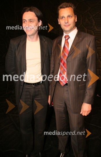 Samo M Strelec, umetniški vodja drame SNG Maribor ter režiser predstave in Danilo Rošker, direktor SNG MariborStroj Hamlet, premiera drame SNG Maribor