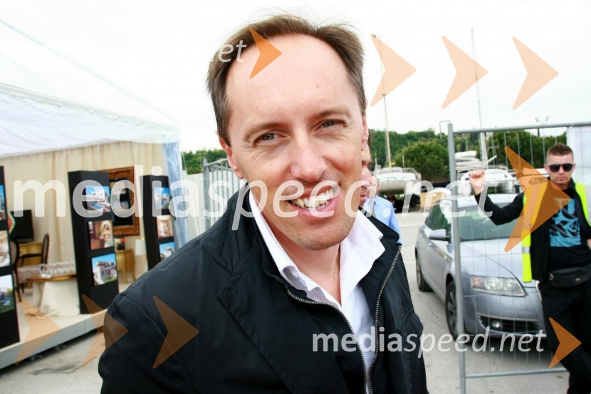 Tomaž Borsav, Bond International15. Internautica 2010, otvoritev