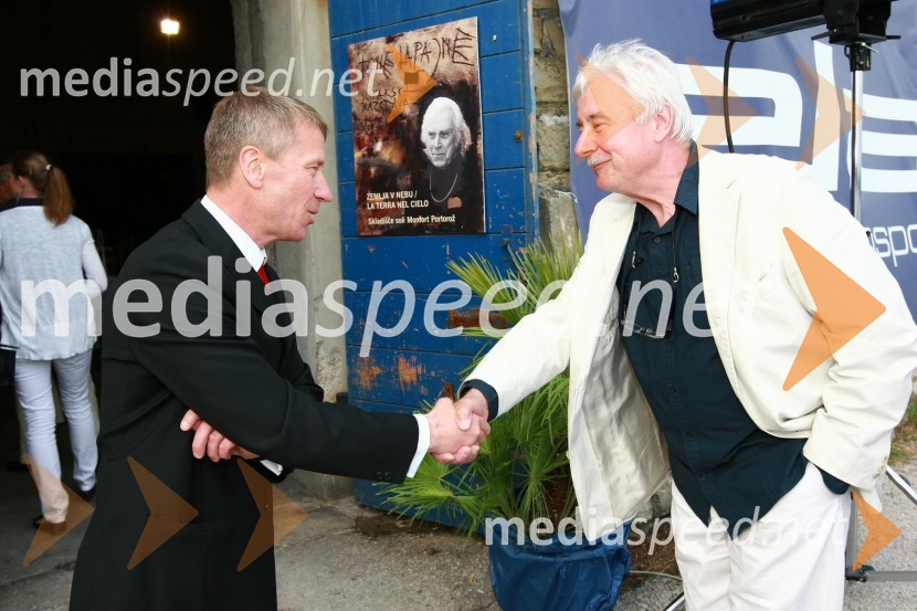 Dr. Robert Ferko, predsednik uprave podjetja Elan d.o.o. in ...Ekskluzivna predstavitev jadrnic Elan 350 R - Evolution in Elan impression 444 Evolution