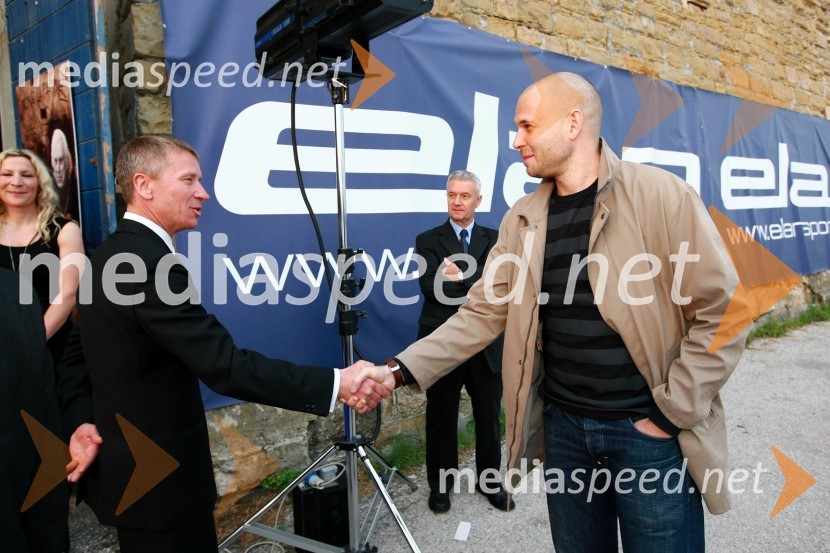 Dr. Robert Ferko, predsednik uprave podjetja Elan d.o.o. in ...Ekskluzivna predstavitev jadrnic Elan 350 R - Evolution in Elan impression 444 Evolution