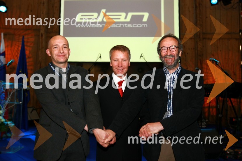 Igor Zupan, vodja razvoja in tehnologije v Elan Marine, dr. Robert Ferko, predsednik uprave podjetja Elan d.o.o. in Rob Humphreys, oblikovalec Elanovih plovilEkskluzivna predstavitev jadrnic Elan 350 R - Evolution in Elan impression 444 Evolution