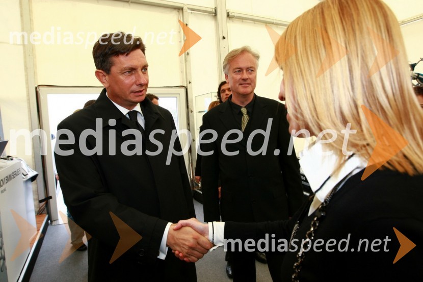 Borut Pahor, predsednik vlade Republike Slovenije, Jurij Korenc, idejni oče in izvršni direktor Internautice in Barbara Uranjek, direktorica marketinga, BMW Group Slovenija15. Internautica 2010, otvoritev