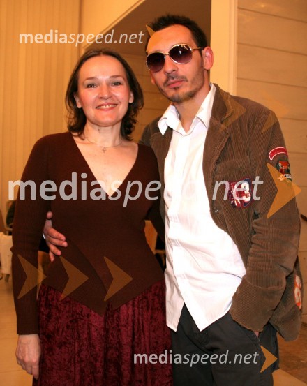 Milada Kalezić in Tadej Toš, igralcaStroj Hamlet, premiera drame SNG Maribor