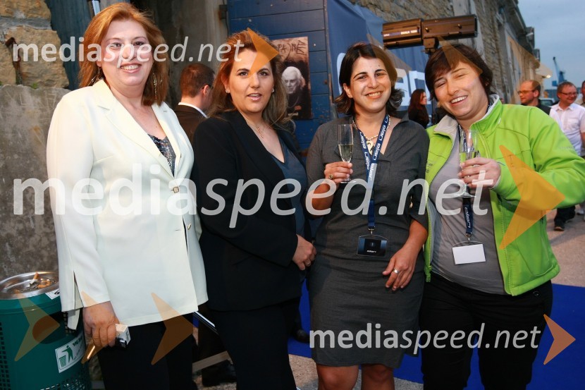 Ekskluzivna predstavitev jadrnic Elan 350 R - Evolution in Elan impression 444 Evolution