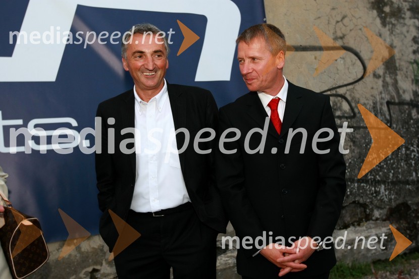 ... in dr. Robert Ferko, predsednik uprave podjetja Elan d.o.o.Ekskluzivna predstavitev jadrnic Elan 350 R - Evolution in Elan impression 444 Evolution