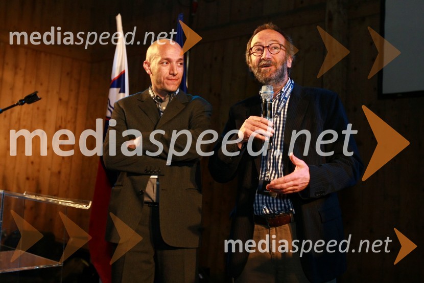 Igor Zupan, vodja razvoja in tehnologije v Elan Marine in Rob Humphreys, oblikovalec Elanovih plovilEkskluzivna predstavitev jadrnic Elan 350 R - Evolution in Elan impression 444 Evolution