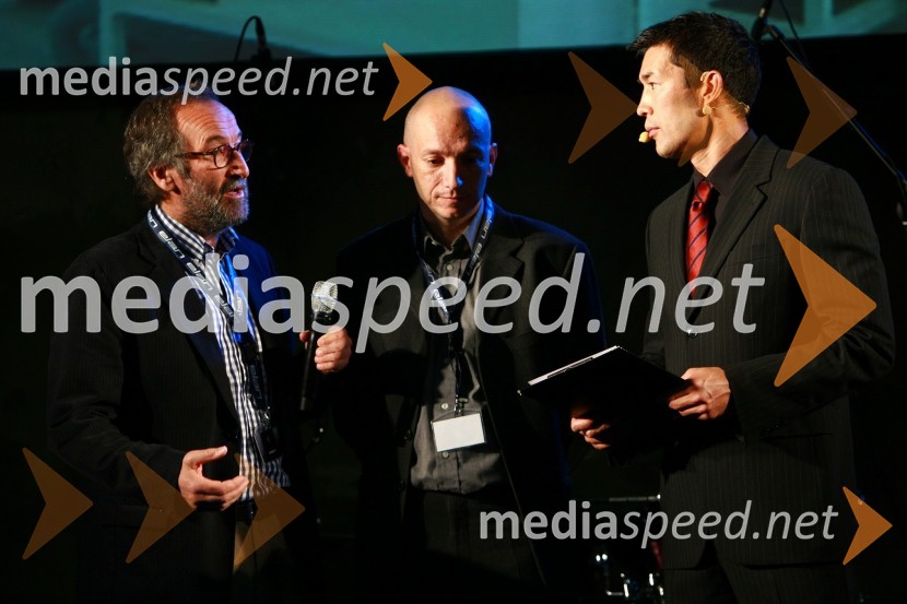 Rob Humphreys, oblikovalec Elanovih plovil, Igor Zupan, vodja razvoja in tehnologije v Elan Marine in Taiji Tokuhisha, povezovalec programaEkskluzivna predstavitev jadrnic Elan 350 R - Evolution in Elan impression 444 Evolution