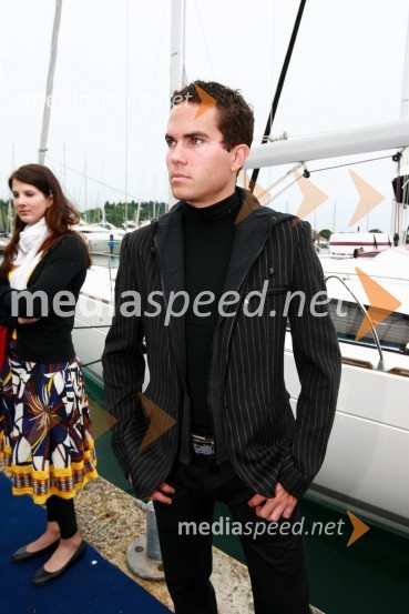 Jernej Damjan, smučarski skakalec15. Internautica 2010, otvoritev