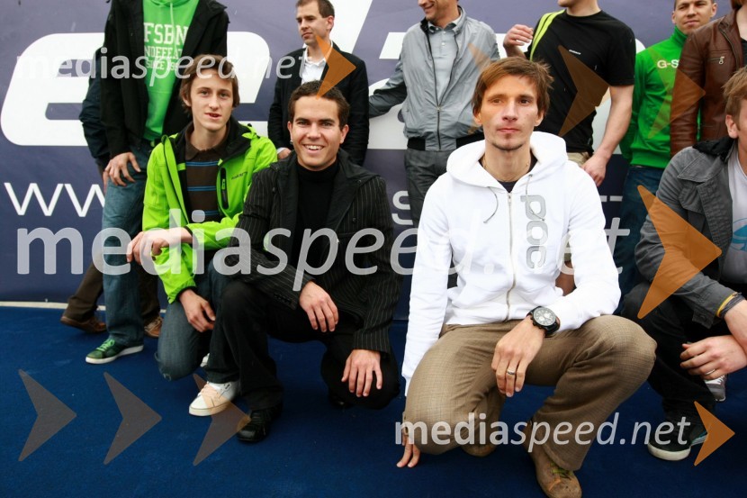 Peter Prevc, Jernej Damjan in Robert Kranjec, smučarski skakalci15. Internautica 2010, otvoritev