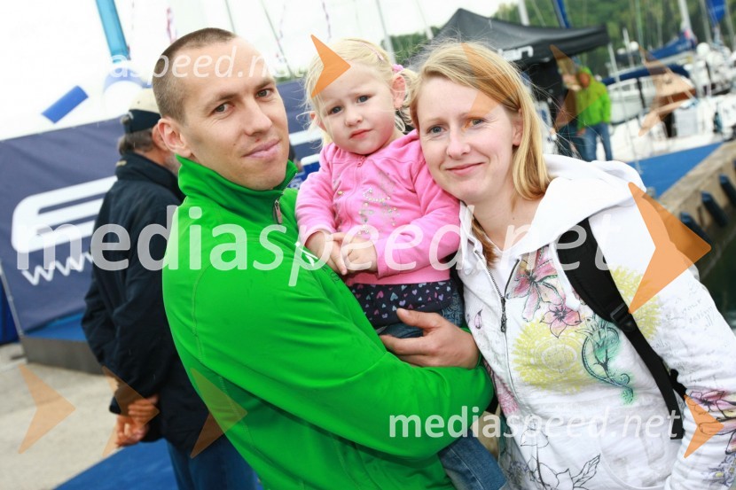 Mitja Valenčič, smučar, soproga Tina ter hčerka Živa15. Internautica 2010, otvoritev