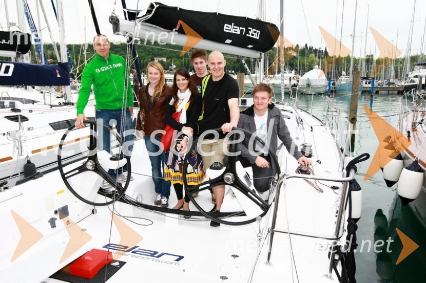 Mitja Valenčič, smučar, Ana Drev, smučarka, Dušan Blažič, vodja tekmovalne ekipe Elan skupine, Ana Jelušič, smučarka, Andrej Šporn, smučar, Matic Skube, smučar in Andrej Križaj, smučar15. Internautica 2010, otvoritev